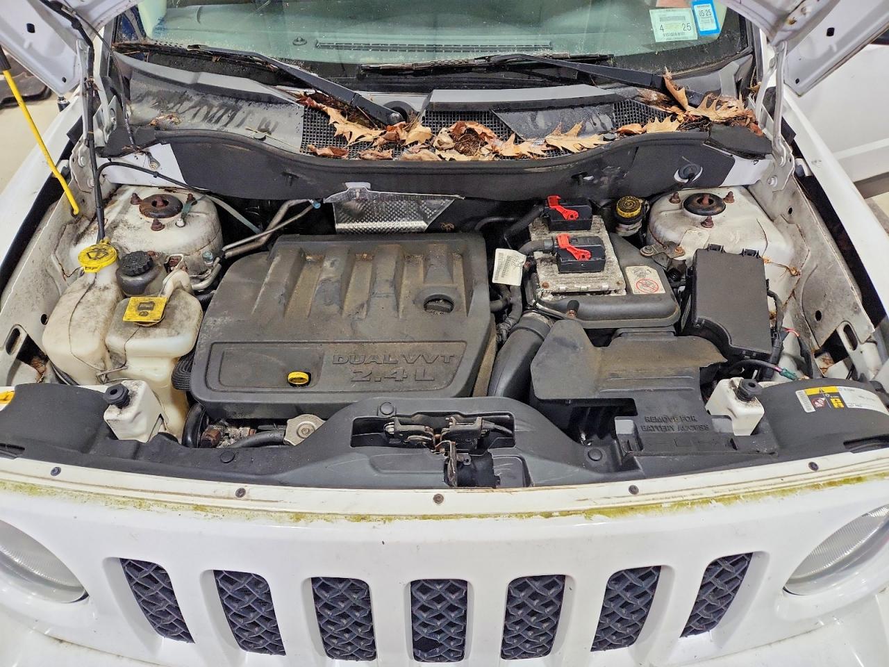 2016 JEEP Patriot VIN 1C4NJRBB2GD668925 photo 12
