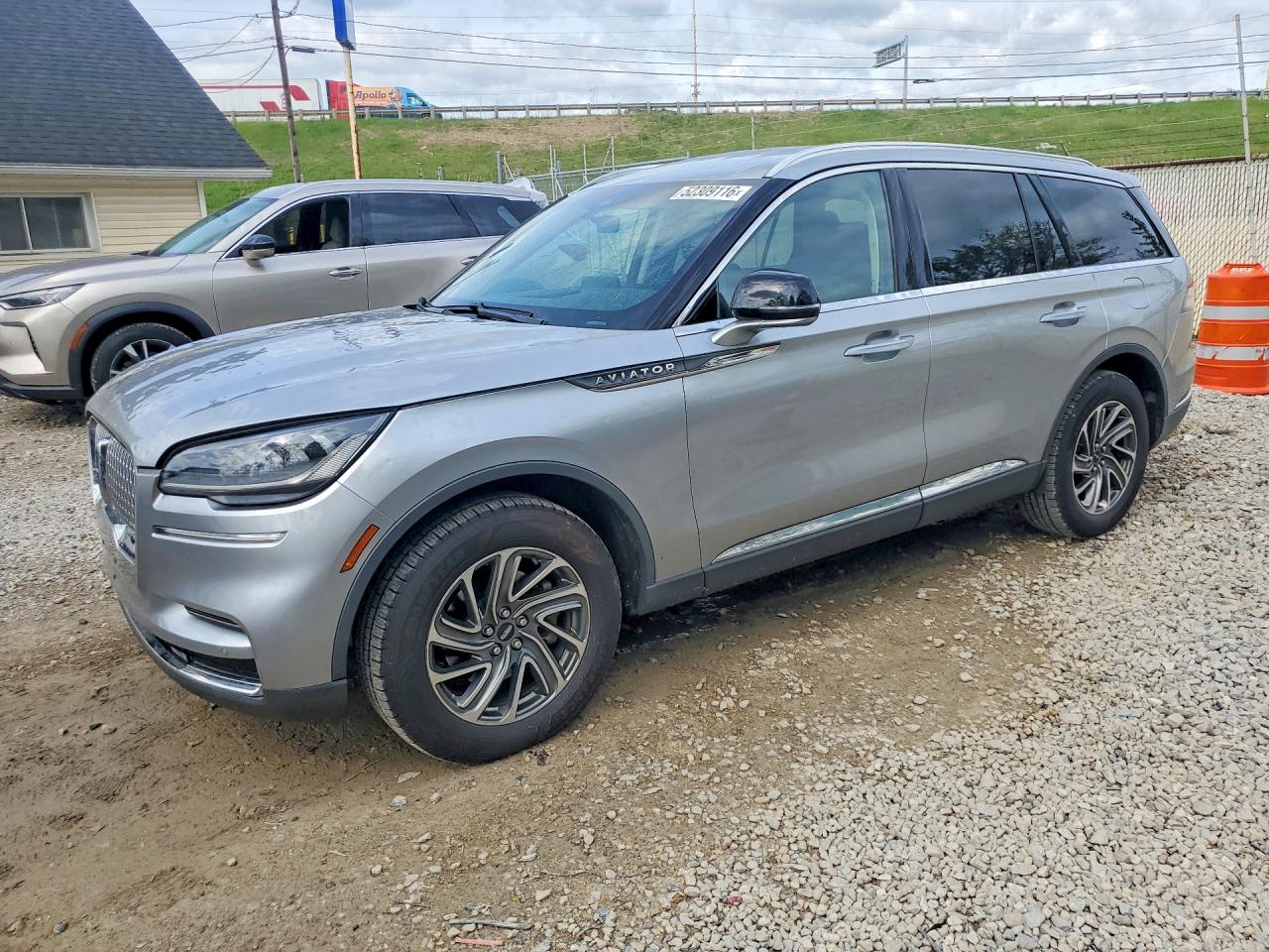 2020 Lincoln Aviator VIN 5LM5J6XC5LGL23759 photo 1