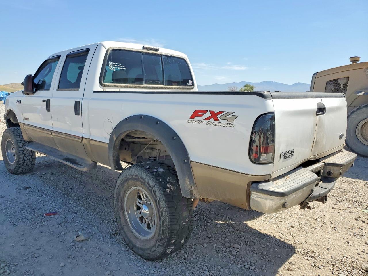 2004 Ford F350 VIN 1FTSW31P54EE02433 photo 2