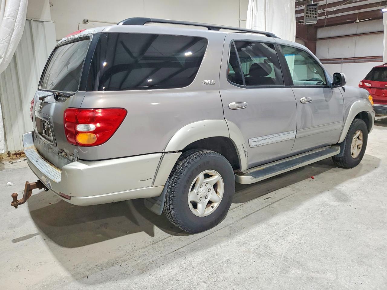 2001 Toyota Sequoia VIN 5TDBT44A51S037957 photo 3