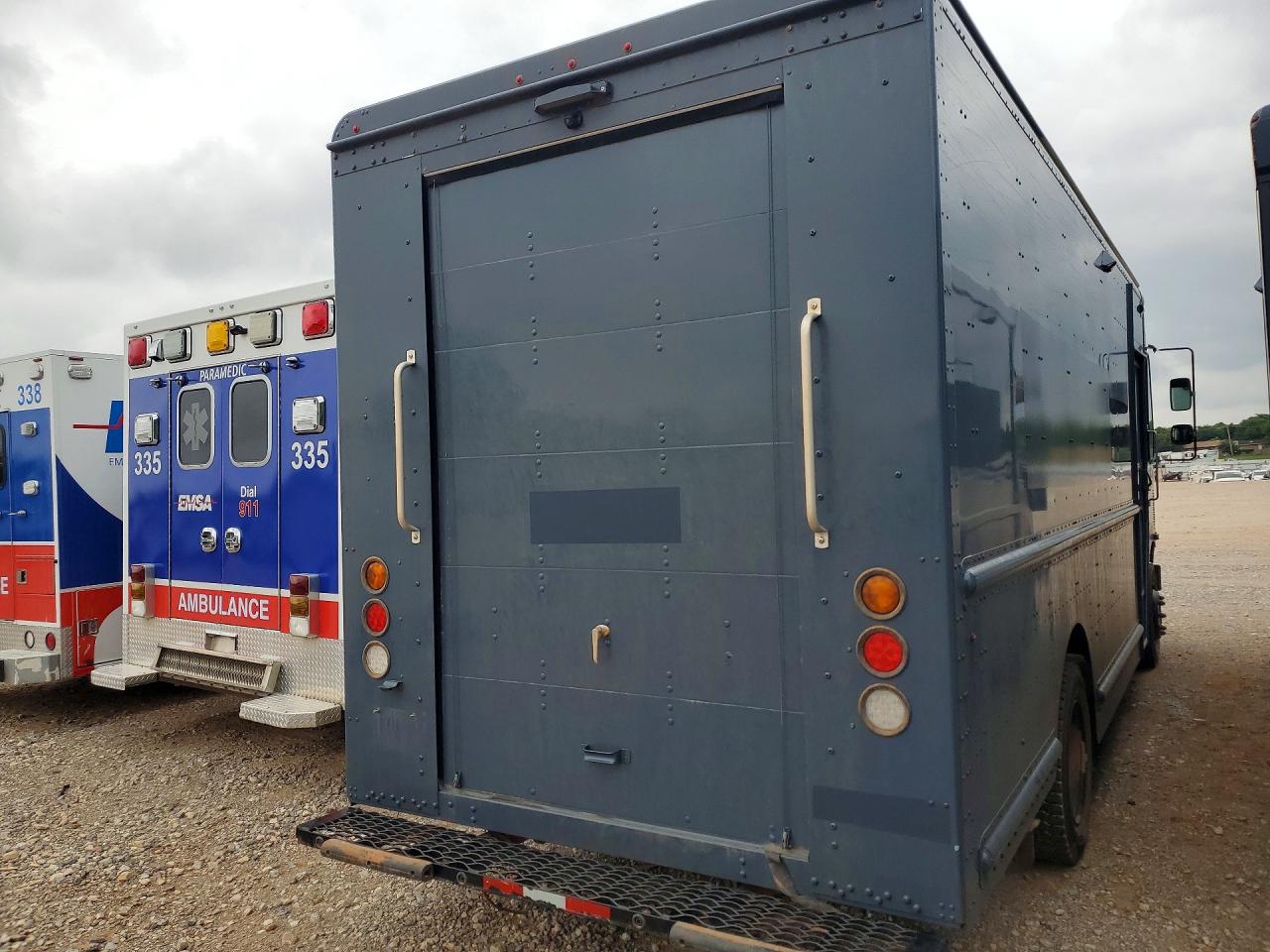 2021 FREIGHTLINER All other VIN 4UZAC2GA7MCMM9505 photo 3