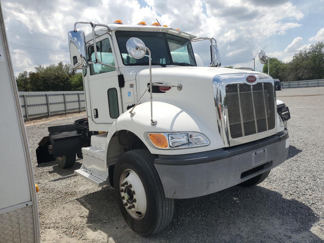 2017 PETERBILT All other VIN 1XP3AJ8X9HD430615 photo 1