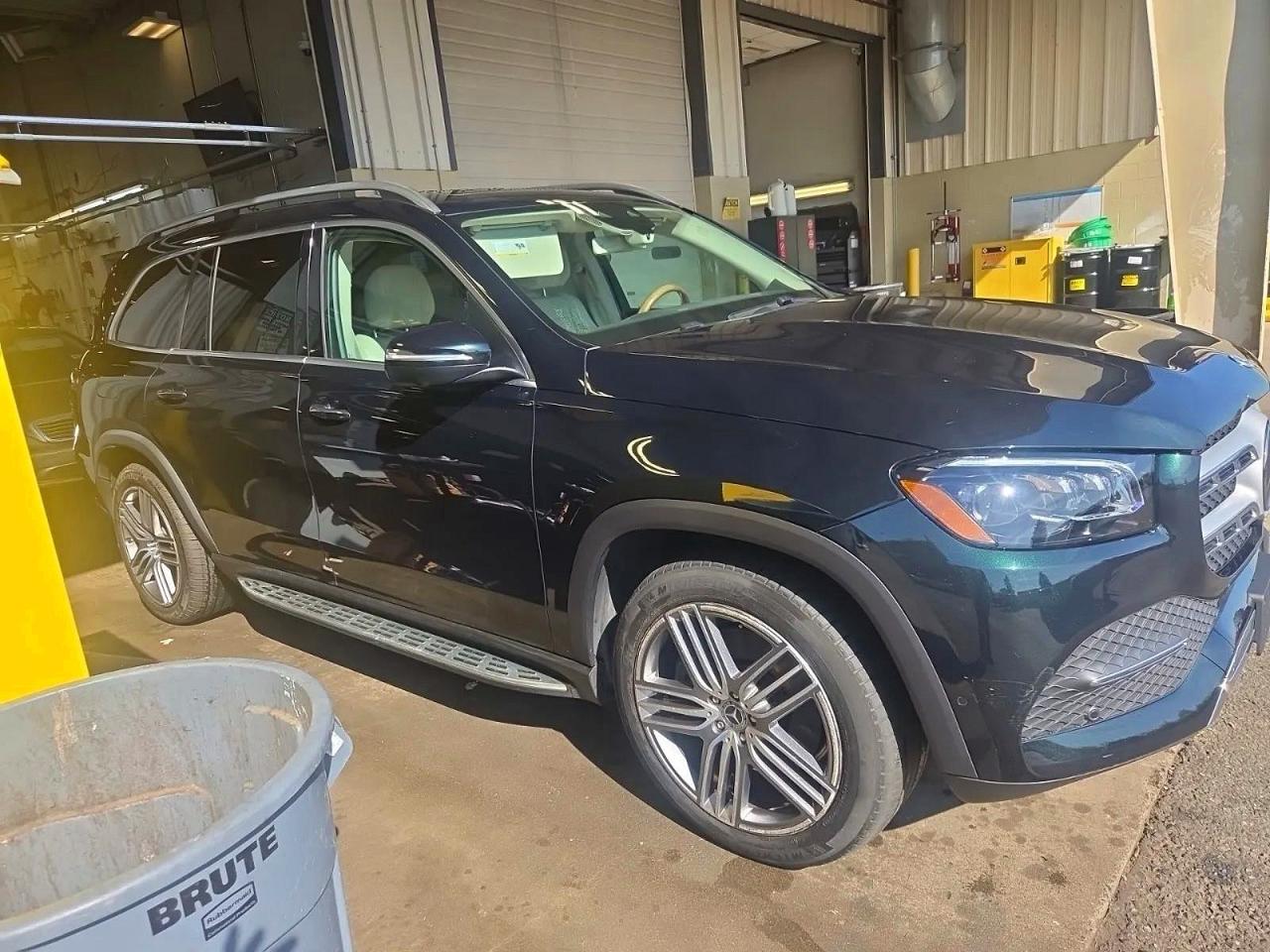 2020 MERCEDES-BENZ Gls-class VIN 4JGFF5KE1LA124092 photo 2