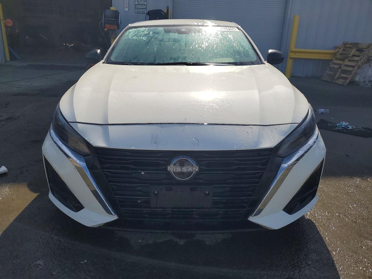 2025 Nissan Altima VIN 1N4BL4DV9SN393800 photo 5