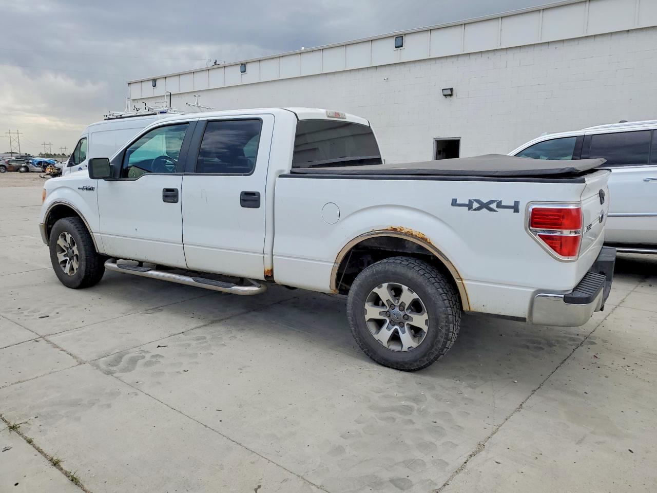 2009 Ford F150 VIN 1FTPW14V19FA16596 photo 2