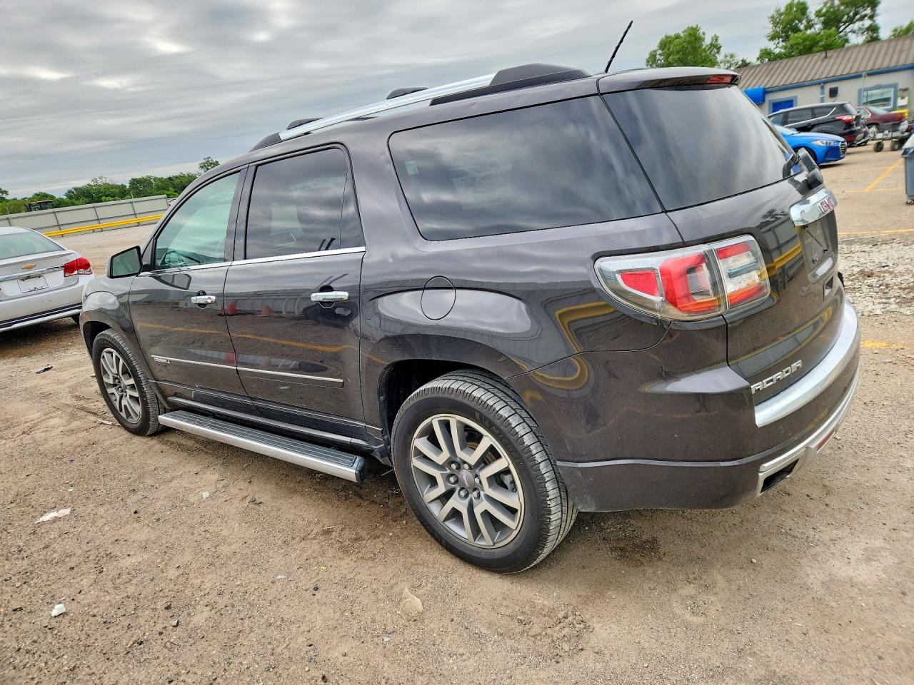 2014 GMC Acadia den VIN 1GKKVTKD5EJ289345 photo 2