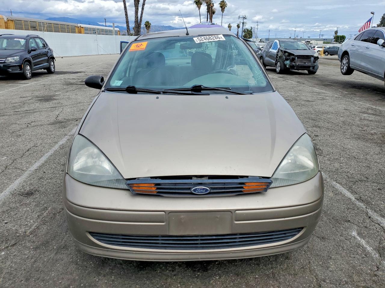 2003 Ford Focus VIN 1FAFP33Z63W329438 photo 5