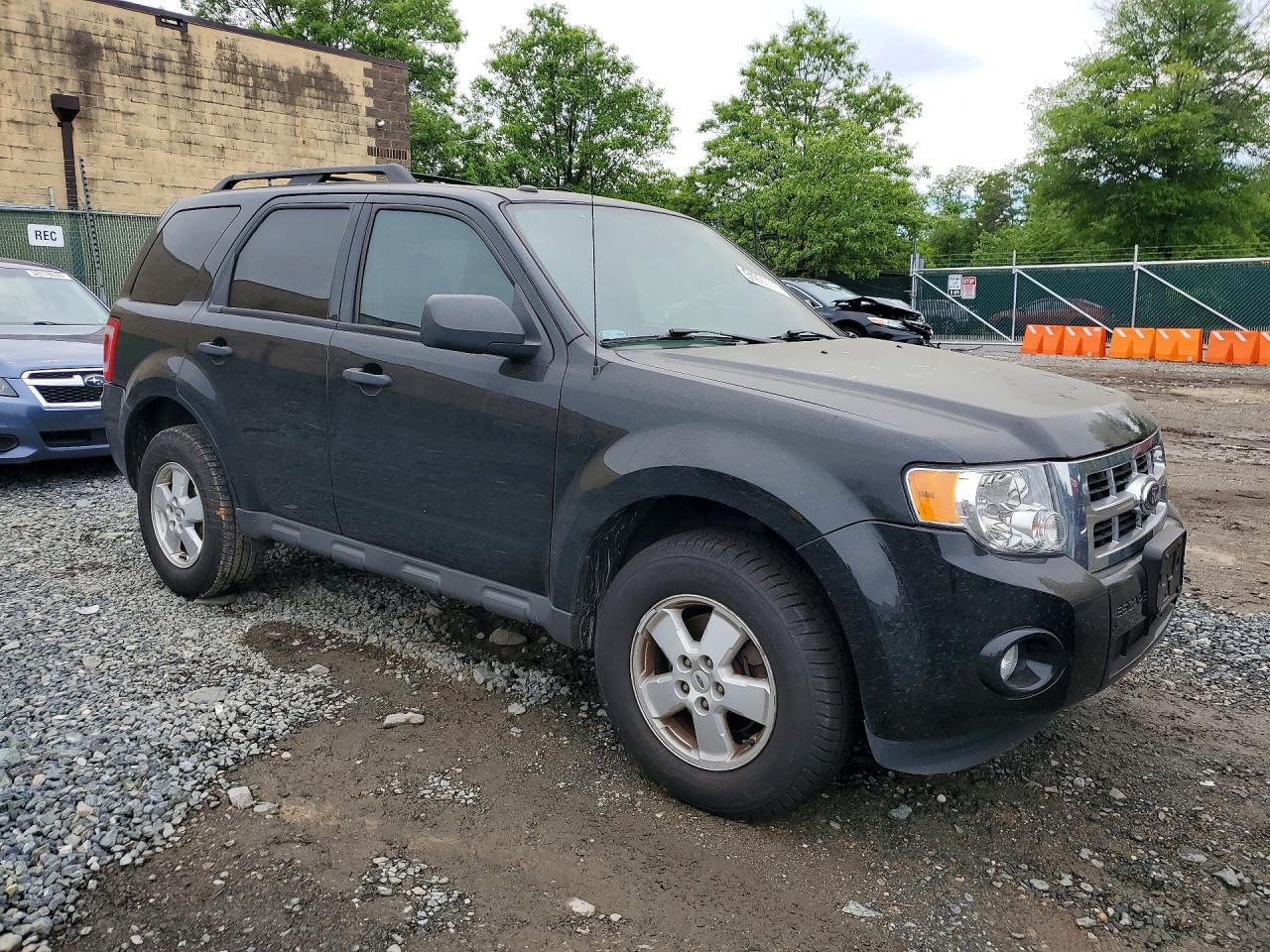 2012 Ford Escape xlt VIN 1FMCU0DG3CKC84639 photo 4