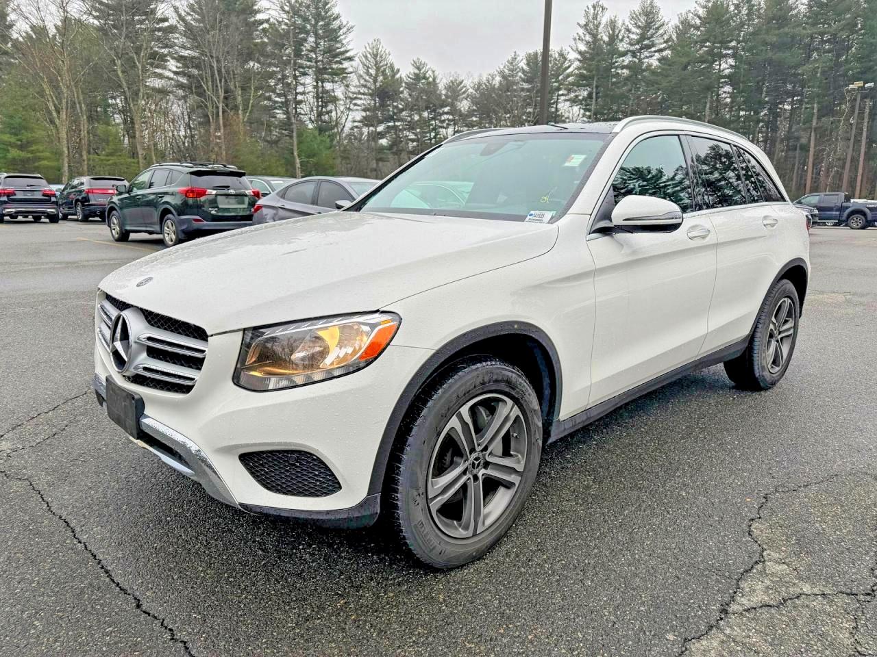 2019 MERCEDES-BENZ Glc class VIN WDC0G4KB4KV136679 photo 2