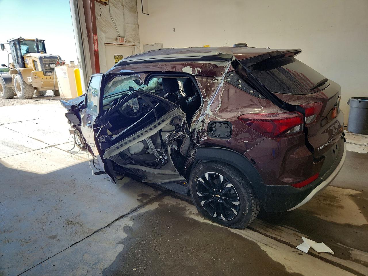 2023 Chevrolet Trailblaze VIN KL79MPS28PB180875 photo 2