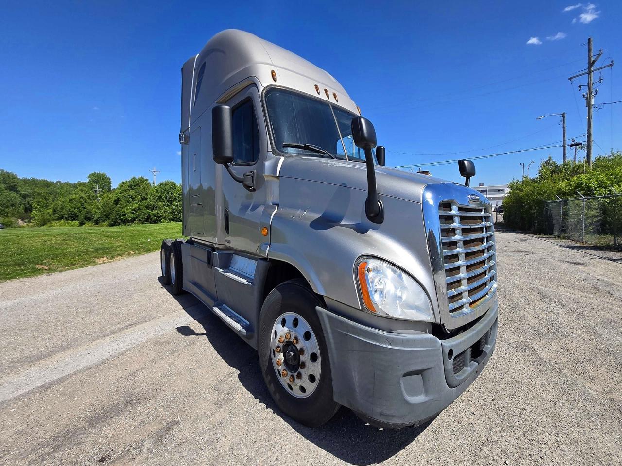 2016 FREIGHTLINER All other VIN 3AKGGLD5XGSGU7466 photo 1