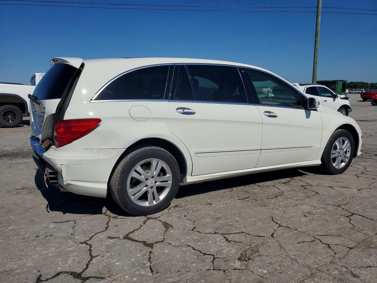 2009 Mercedes-Benz R-class VIN 4JGCB65E99A098723 photo 3