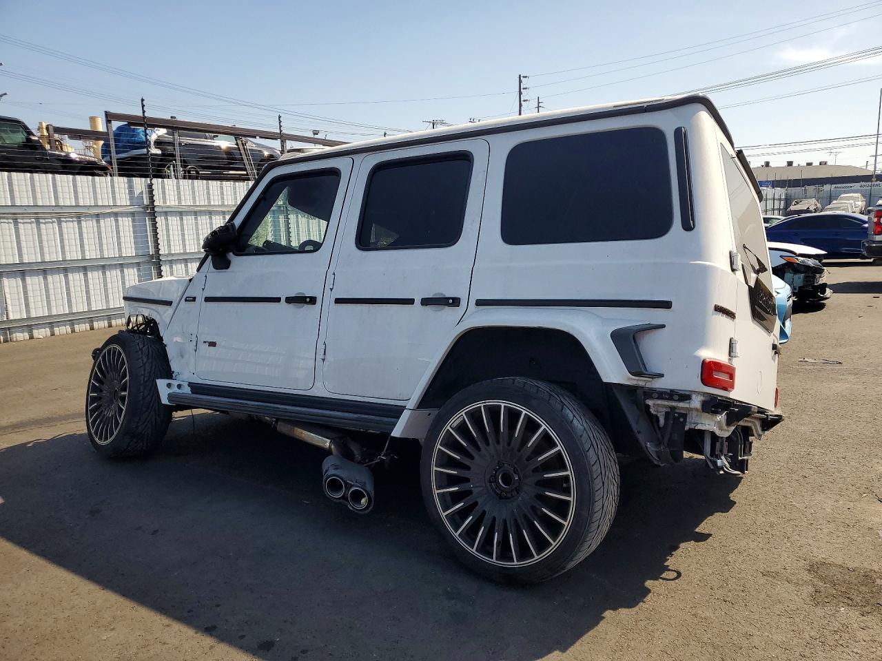 2019 Mercedes-Benz G-class VIN WDCYC7HJ5KX315218 photo 2