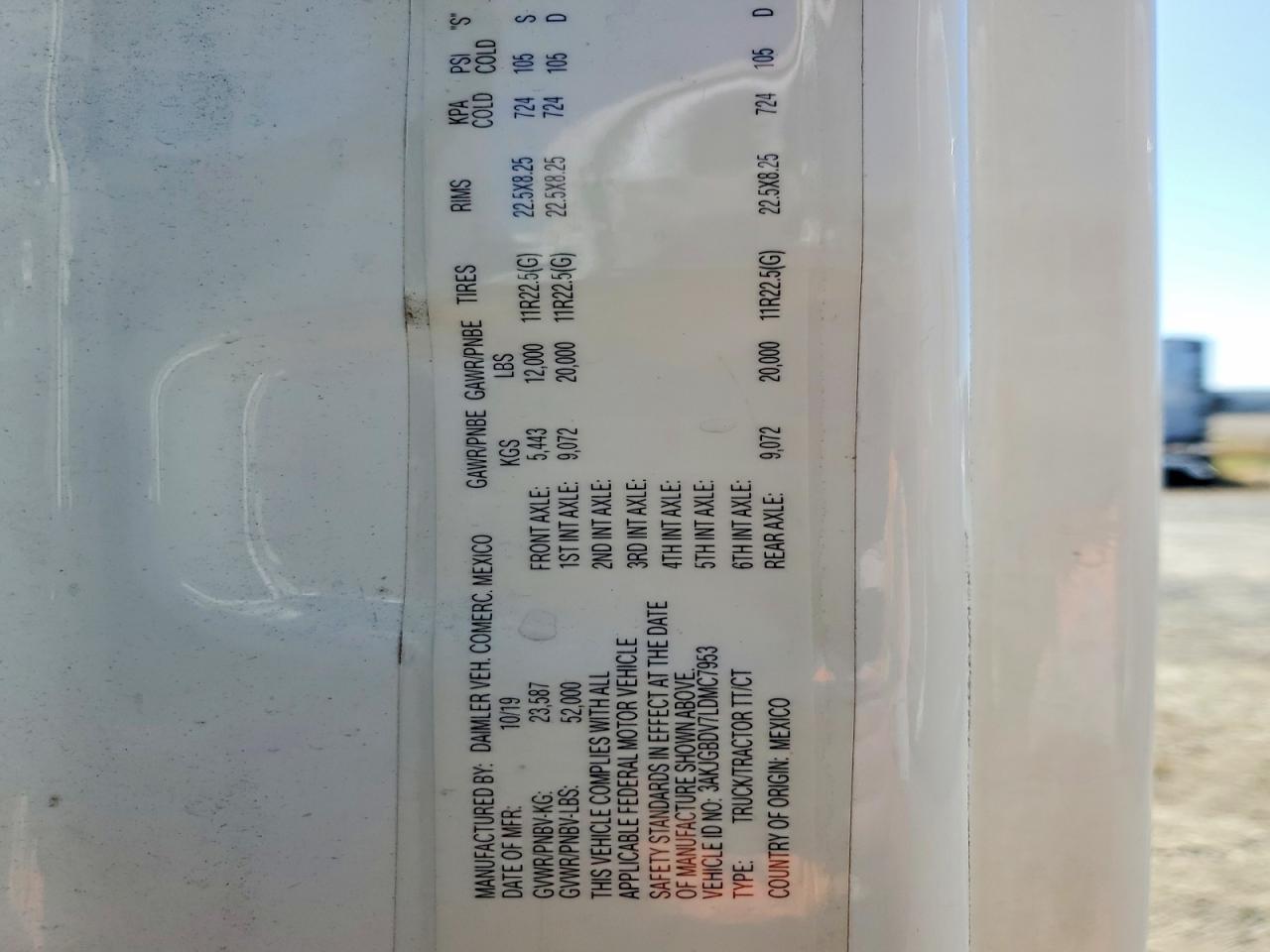 2020 FREIGHTLINER All other VIN 3AKJGBDV7LDMC7953 photo 10
