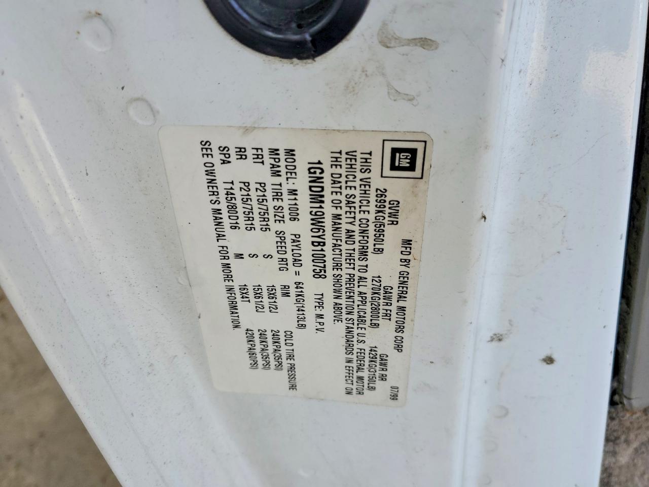 2000 CHEV Astro VIN 1GNDM19W6YB100758 photo 12