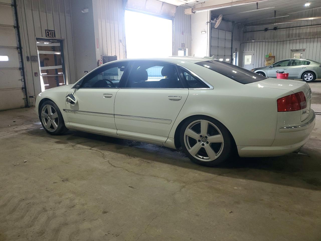 2006 Audi A8 VIN WAUML44E86N013724 photo 2