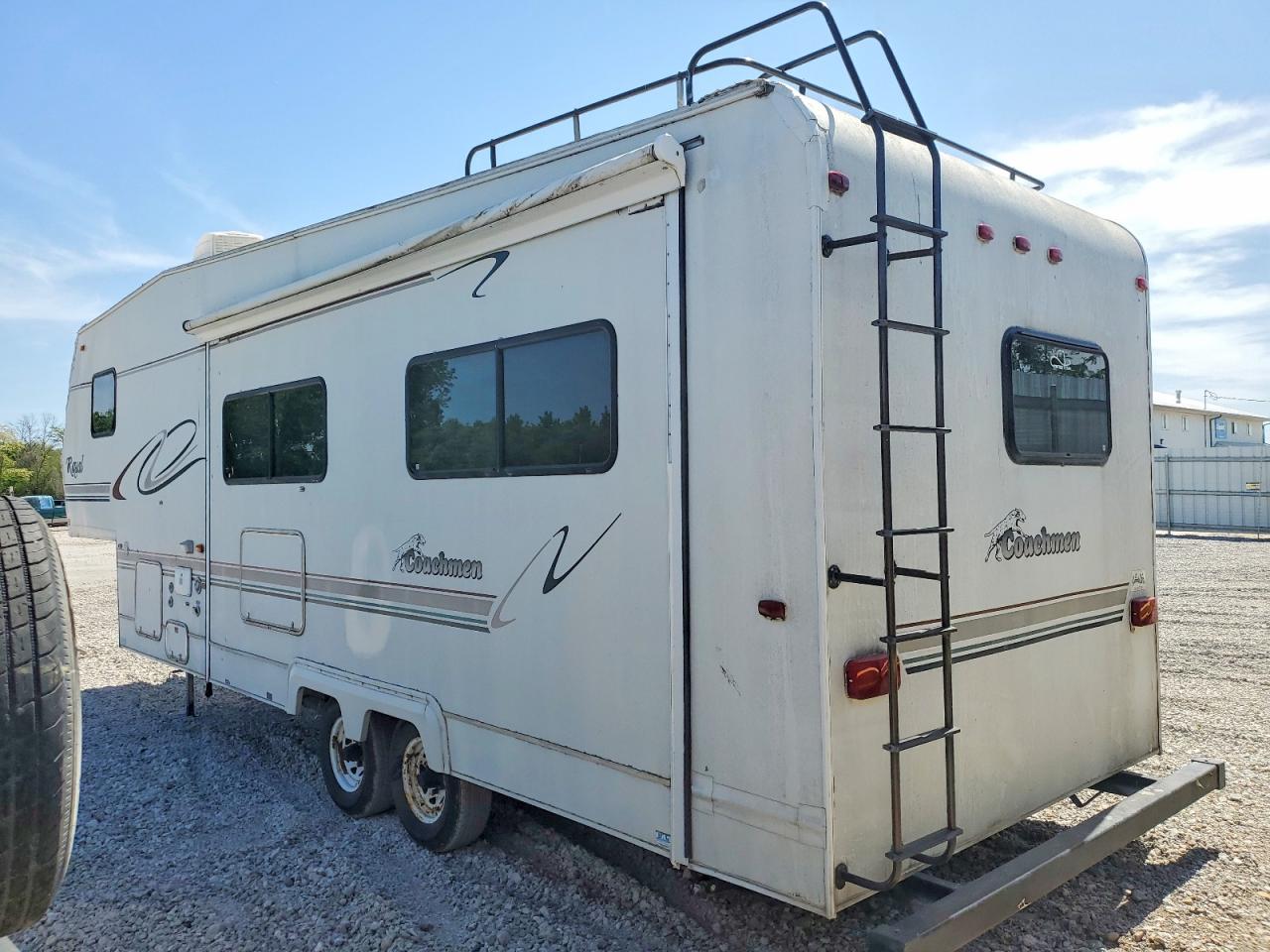 2000 COACHMEN Royal VIN 1TC3B2416Y1503015 photo 3