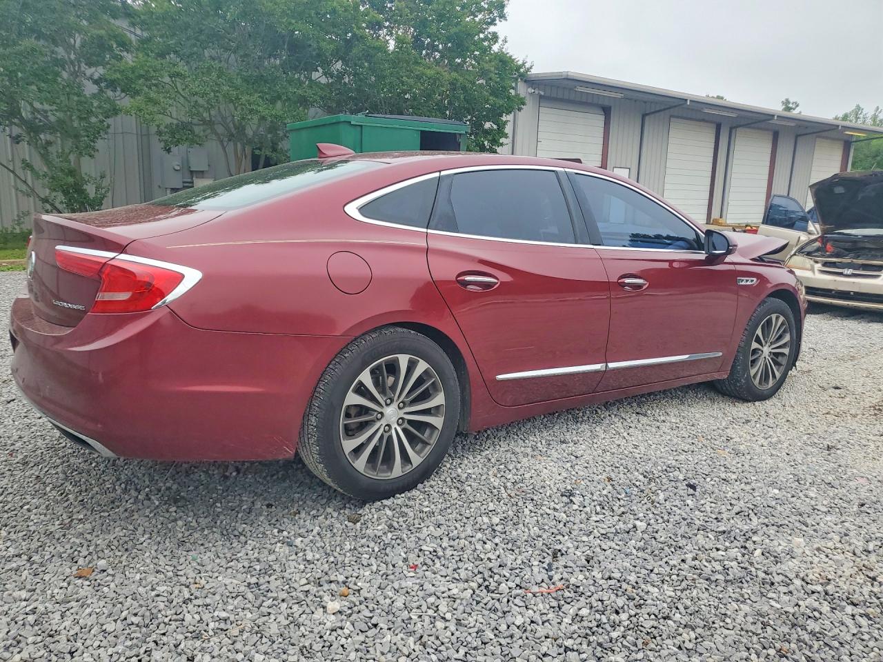 2017 Buick Lacrosse VIN 1G4ZP5SS0HU193622 photo 3