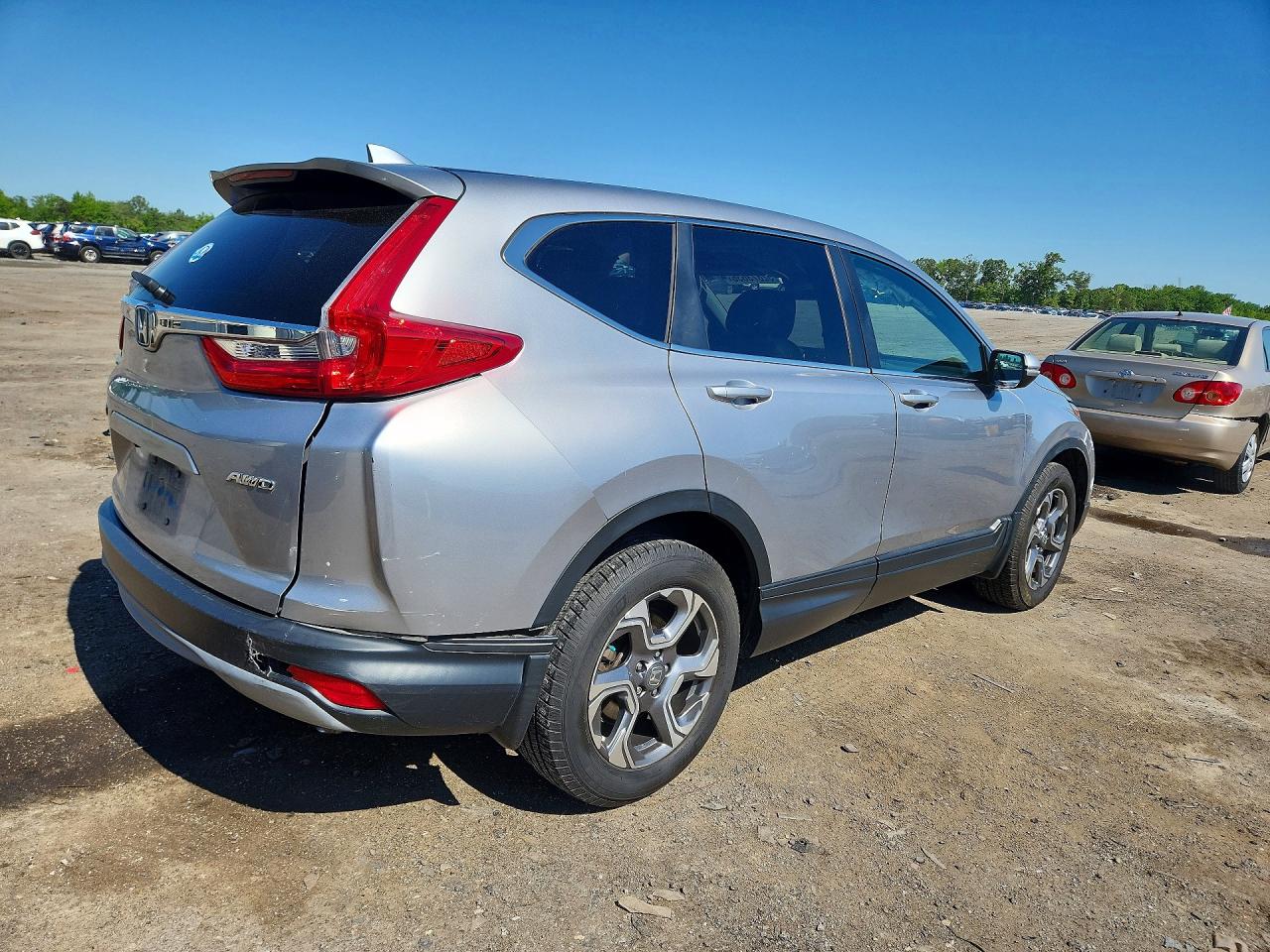 2018 Honda Crv VIN 2HKRW2H59JH644425 photo 3