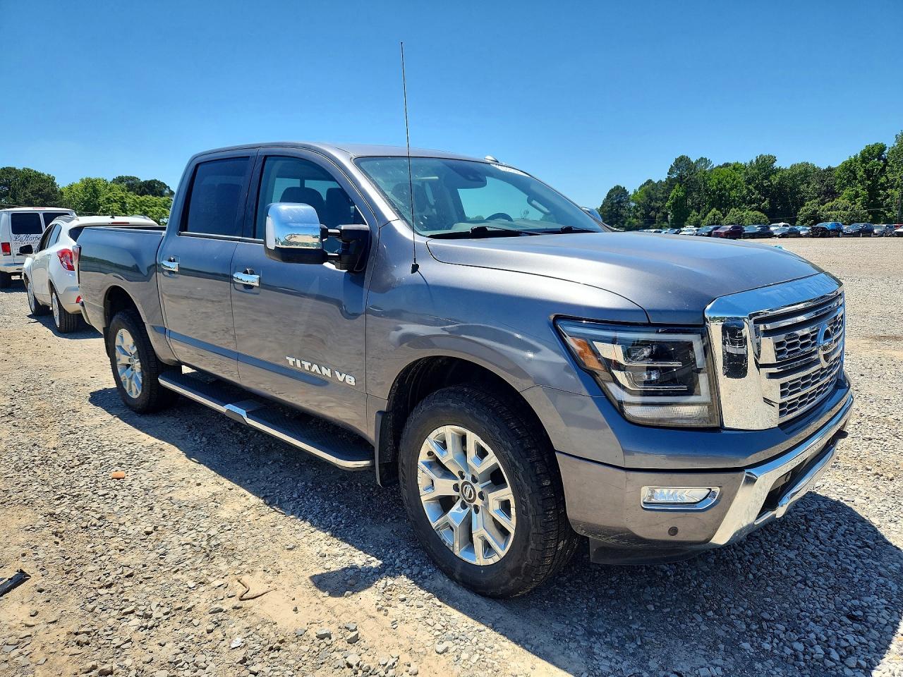 2020 Nissan TITAN VIN 1N6AA1EDXLN509570 photo 4