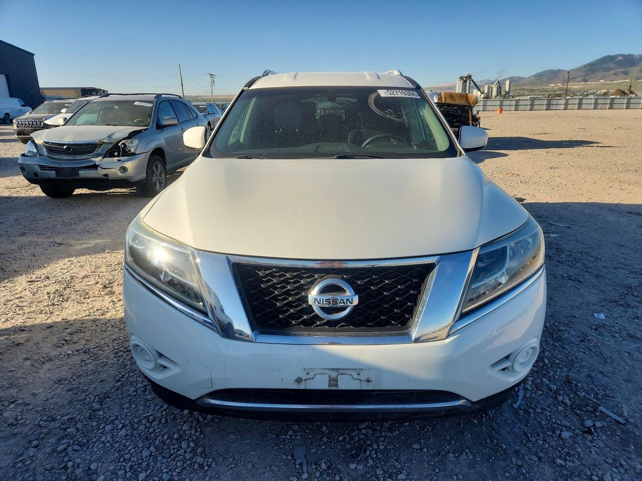 2016 Nissan Pathfinder VIN 5N1AR2MM2GC605273 photo 5