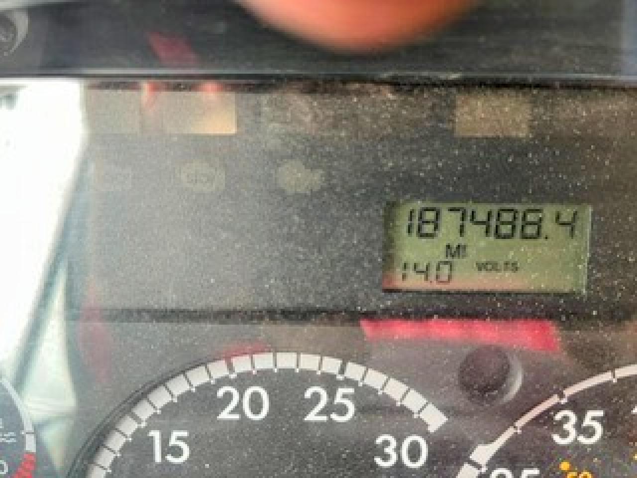 2015 FREIGHTLINER All models VIN 4UZABPDU9FCGL9813 photo 8