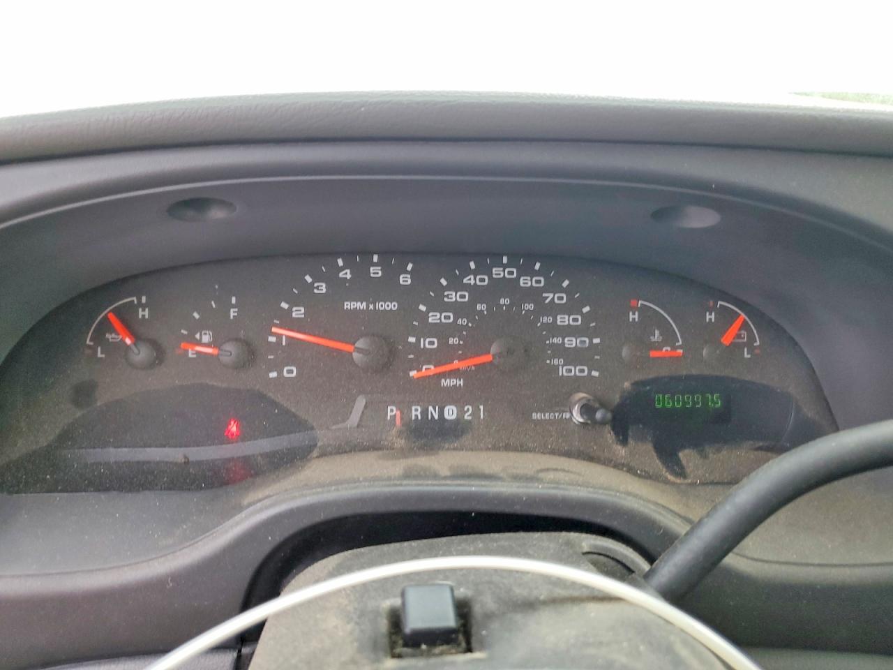 2006 Ford Econoline VIN 1FBSS31L26HB02332 photo 9