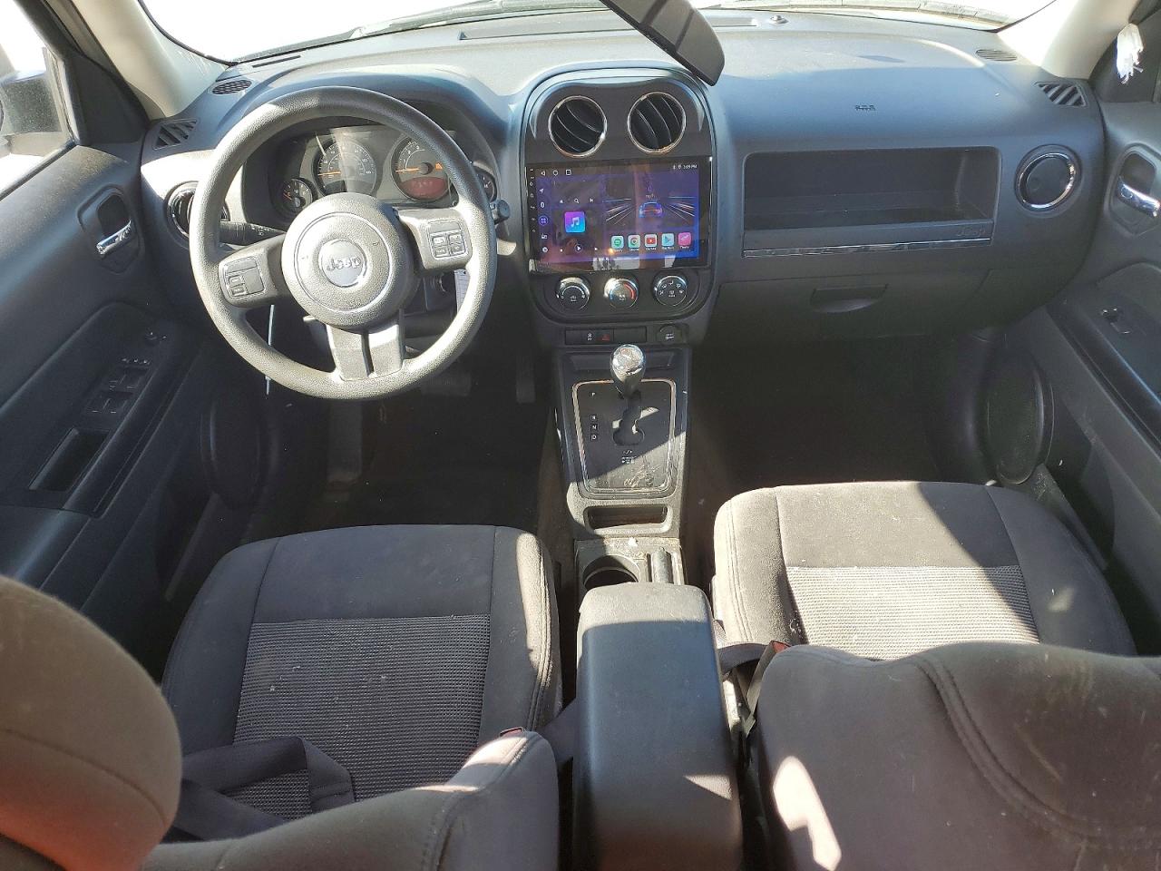 2016 Jeep Patriot VIN 1C4NJPBB2GD754370 photo 8