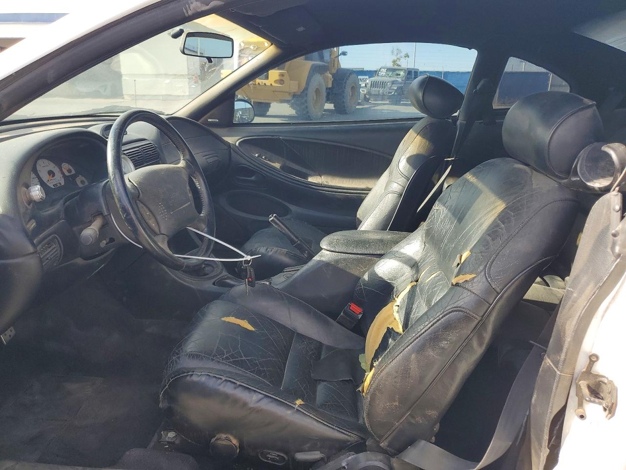 1996 Ford Mustang VIN 1FALP47V9TF111896 photo 7