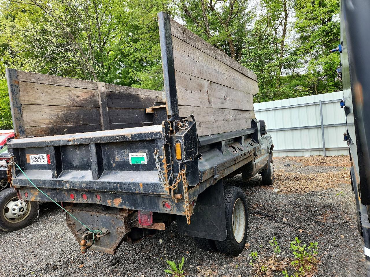 2001 Ford F550 VIN 1FDAF57F81EB84792 photo 3