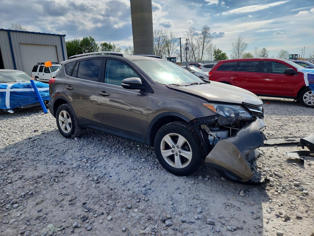 2013 Toyota Rav4 VIN 2T3RFREV0DW078990 photo 4