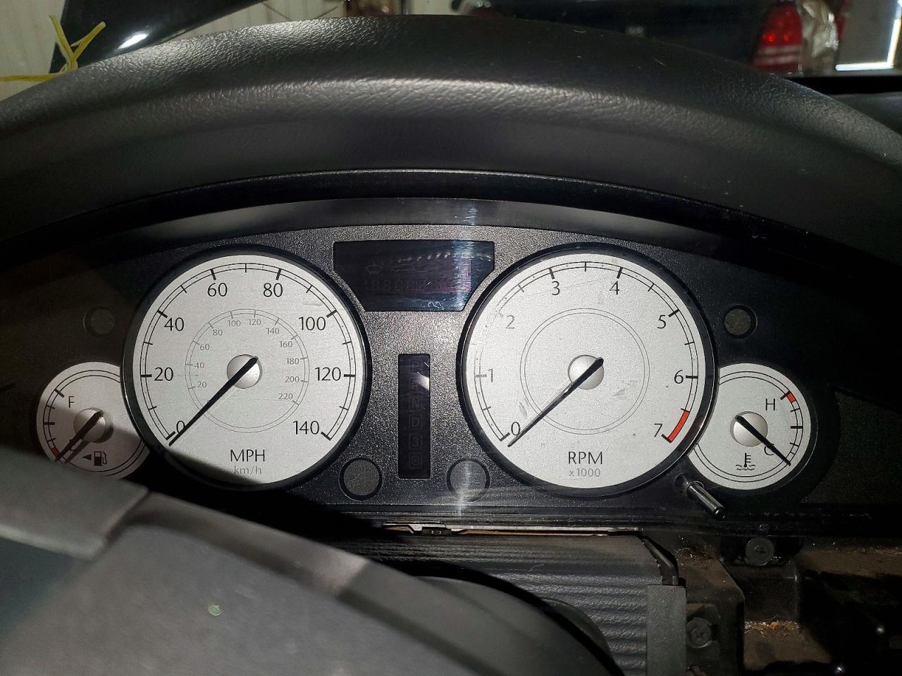 2006 Chrysler 300 VIN 2C3KK53G26H423180 photo 9