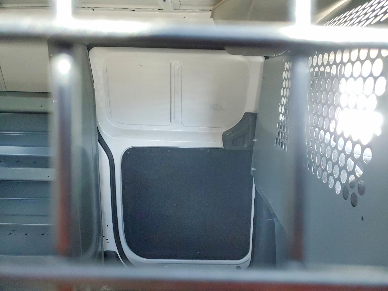 2018 Nissan Nv200 s VIN 3N6CM0KN5JK701375 photo 11