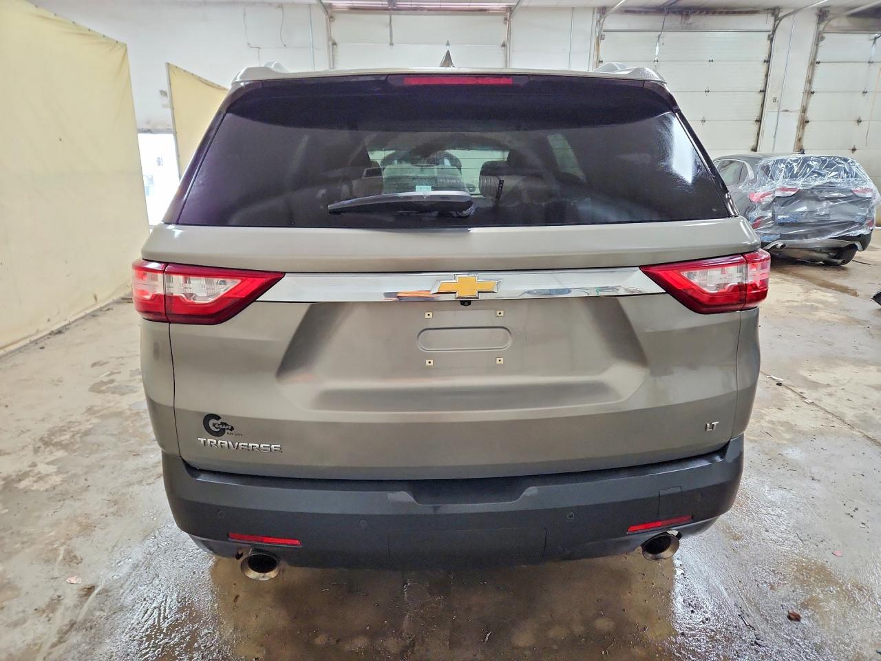 2018 Chevrolet Traverse VIN 1GNERGKW6JJ167178 photo 6