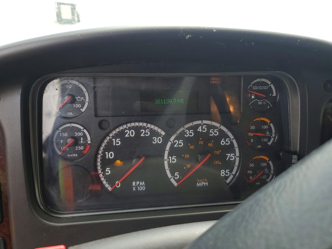 2019 FREIGHTLINER All other VIN 3ALACWFC4KDKH6711 photo 9