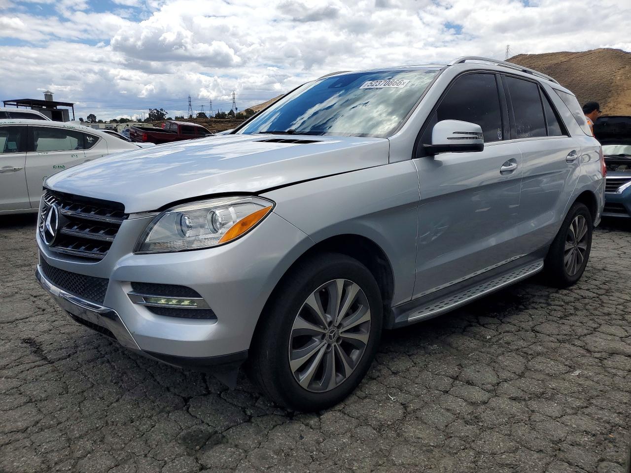 2013 Mercedes-Benz M-class VIN 4JGDA5HB0DA137064 photo 1