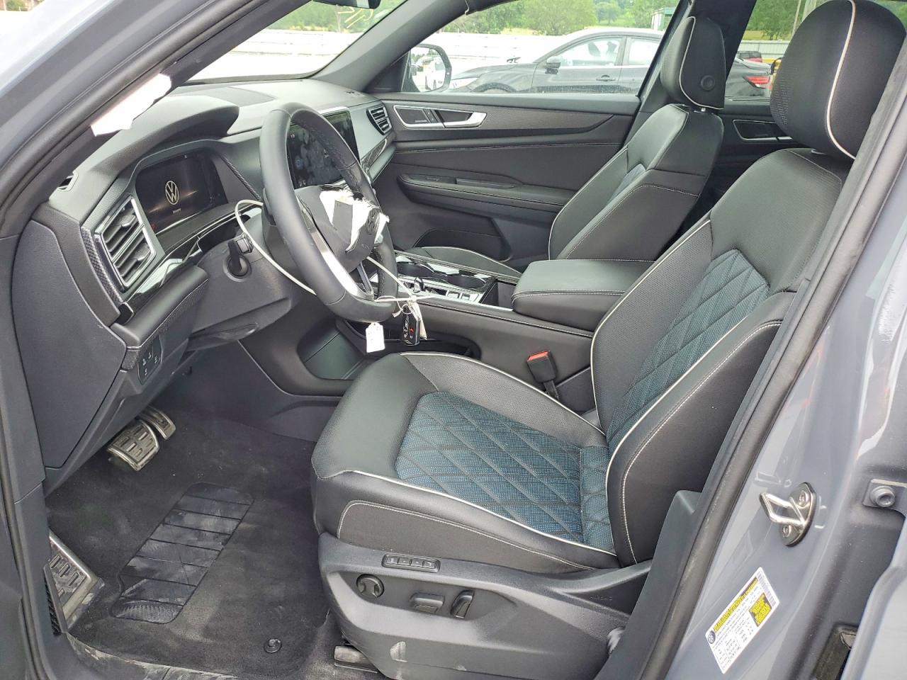 2026 Volkswagen Atlas VIN 1V2FC2CA9TC200717 photo 7