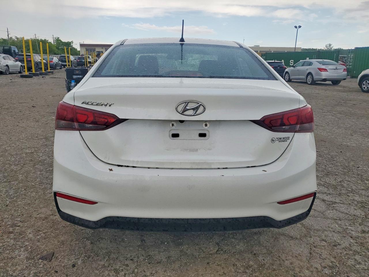 2018 Hyundai Accent se VIN 3KPC24A31JE025960 photo 6