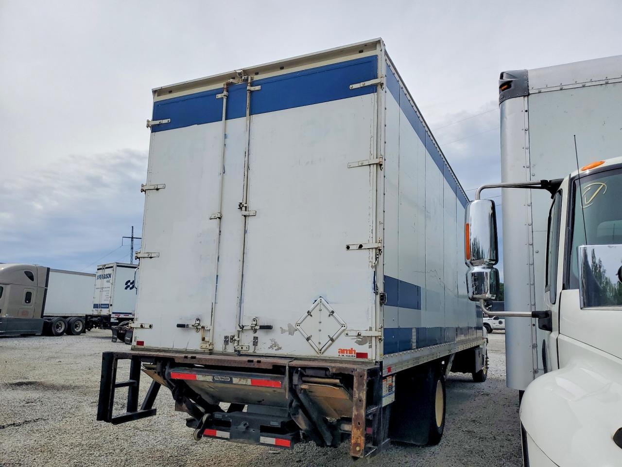 2017 HINO All models VIN 5PVNE8JV3H4S55794 photo 3