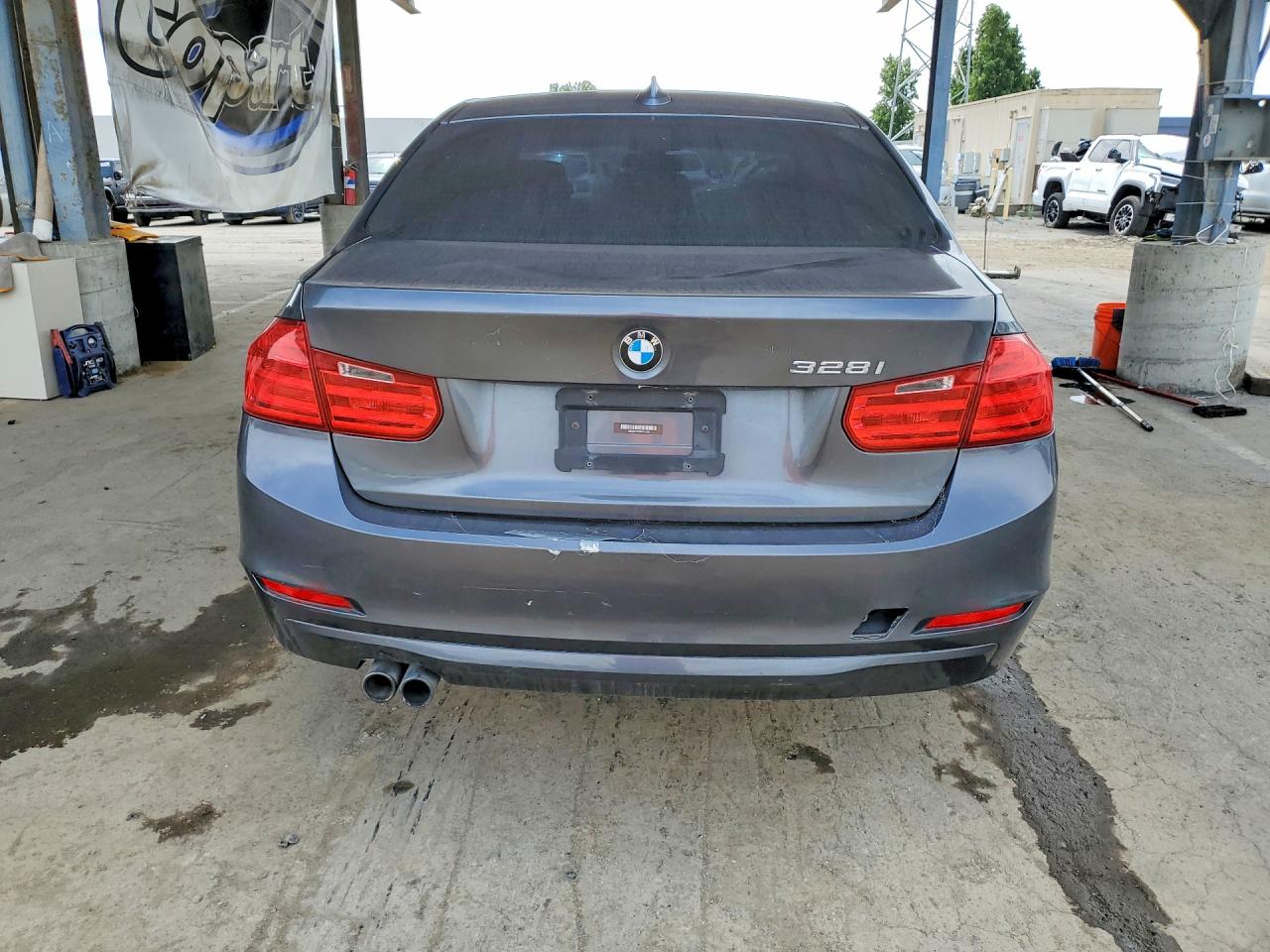 2013 BMW 3 series VIN WBA3C1C58DF439240 photo 6
