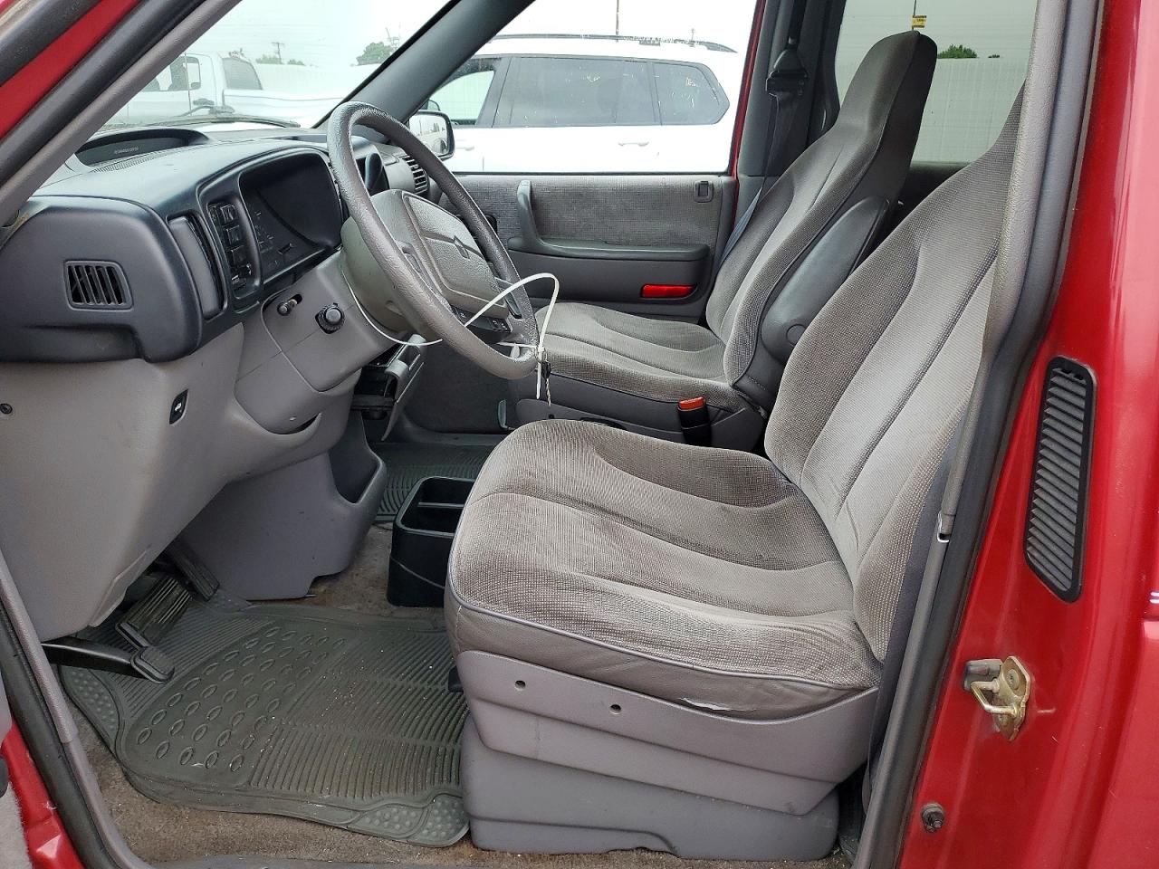 1995 Plymouth Minivan VIN 1P4GH44R7SX636265 photo 7