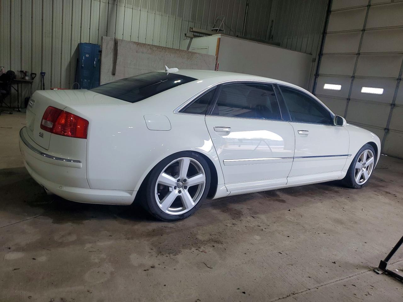 2006 Audi A8 VIN WAUML44E86N013724 photo 3