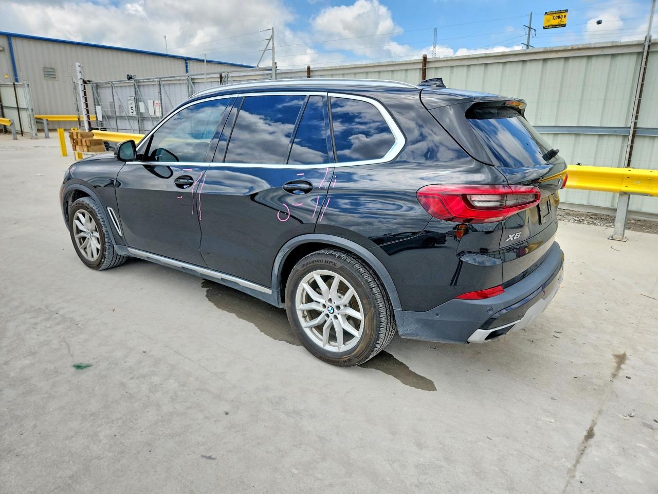 2020 BMW X5 VIN 5UXCR6C01L9C20167 photo 2