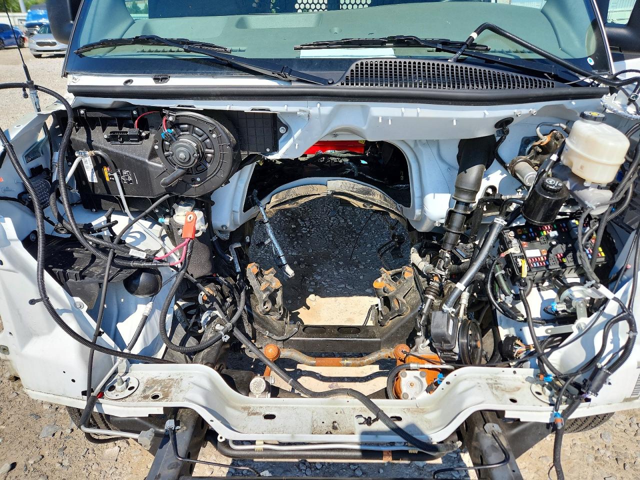 2025 CHEVROLET Express VIN 1GCWGAFP4S1250922 photo 12