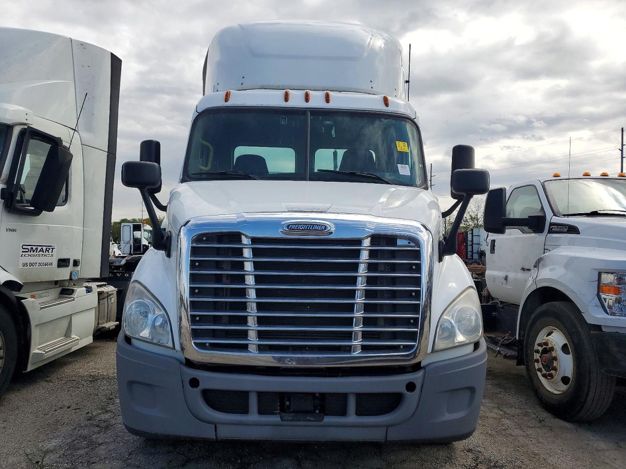 2018 FREIGHTLINER All other VIN 1FUBGAD96JLJV5406 photo 9