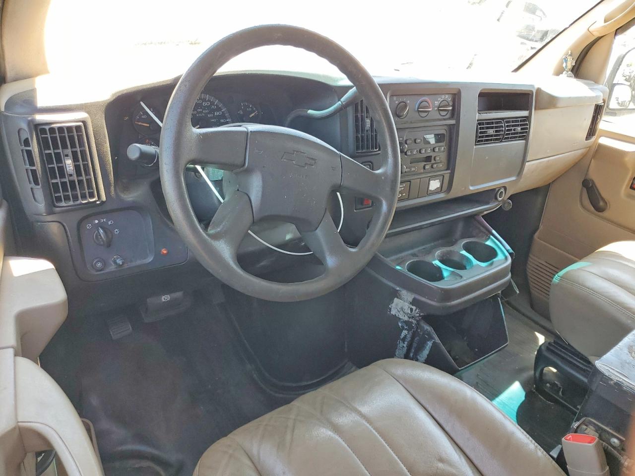 2007 CHEV Express VIN 1GCGG25V271223770 photo 8