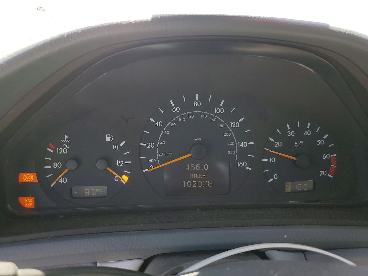 2002 Mercedes-Benz Clk-class VIN WDBLJ65G52T128169 photo 9