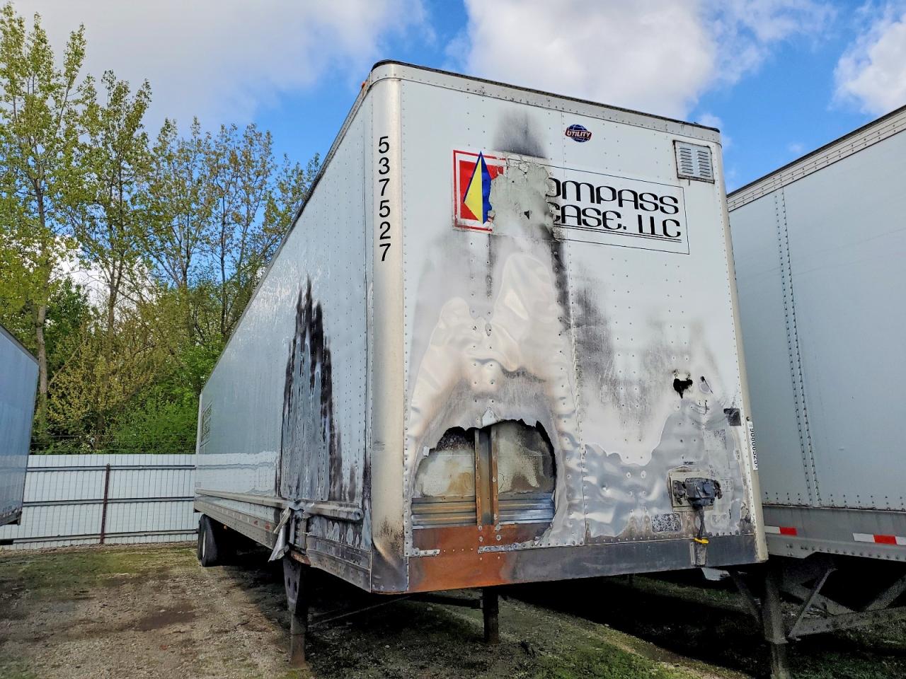 2022 UTILITY Dry freigh VIN 1UYVS2536N3580702 photo 1