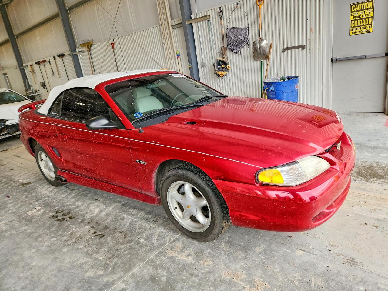 1996 Ford Mustang VIN 1FALP45XXTF226494 photo 4