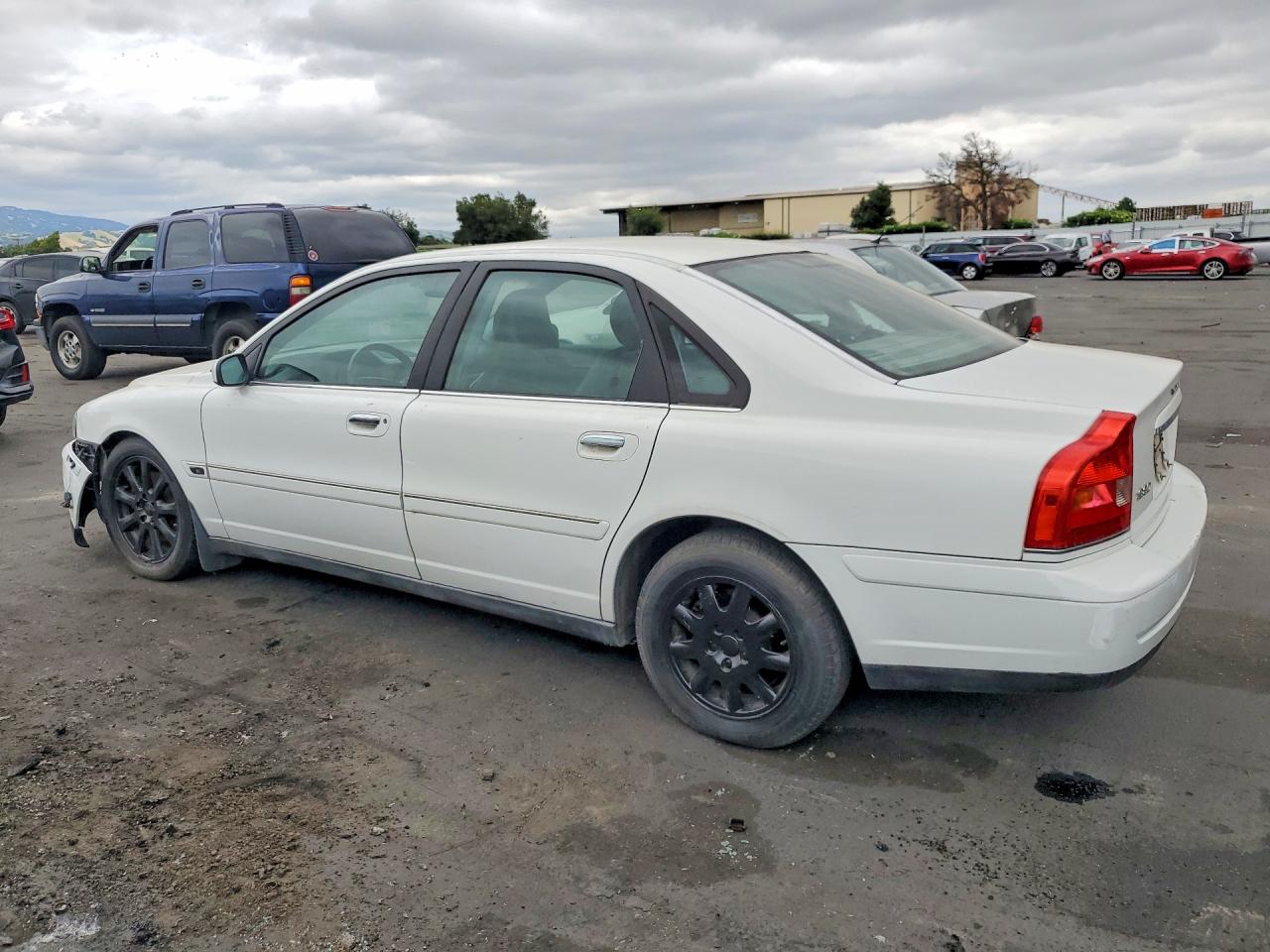 2004 Volvo S80 VIN YV1TS59HX41381914 photo 2
